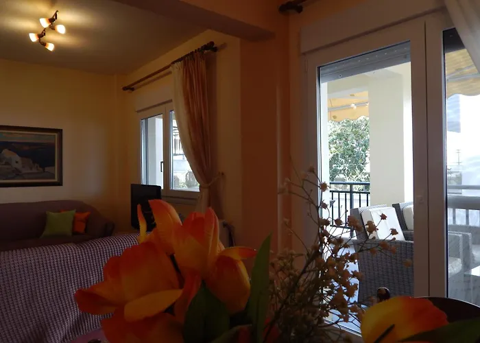 Tzelepis House In